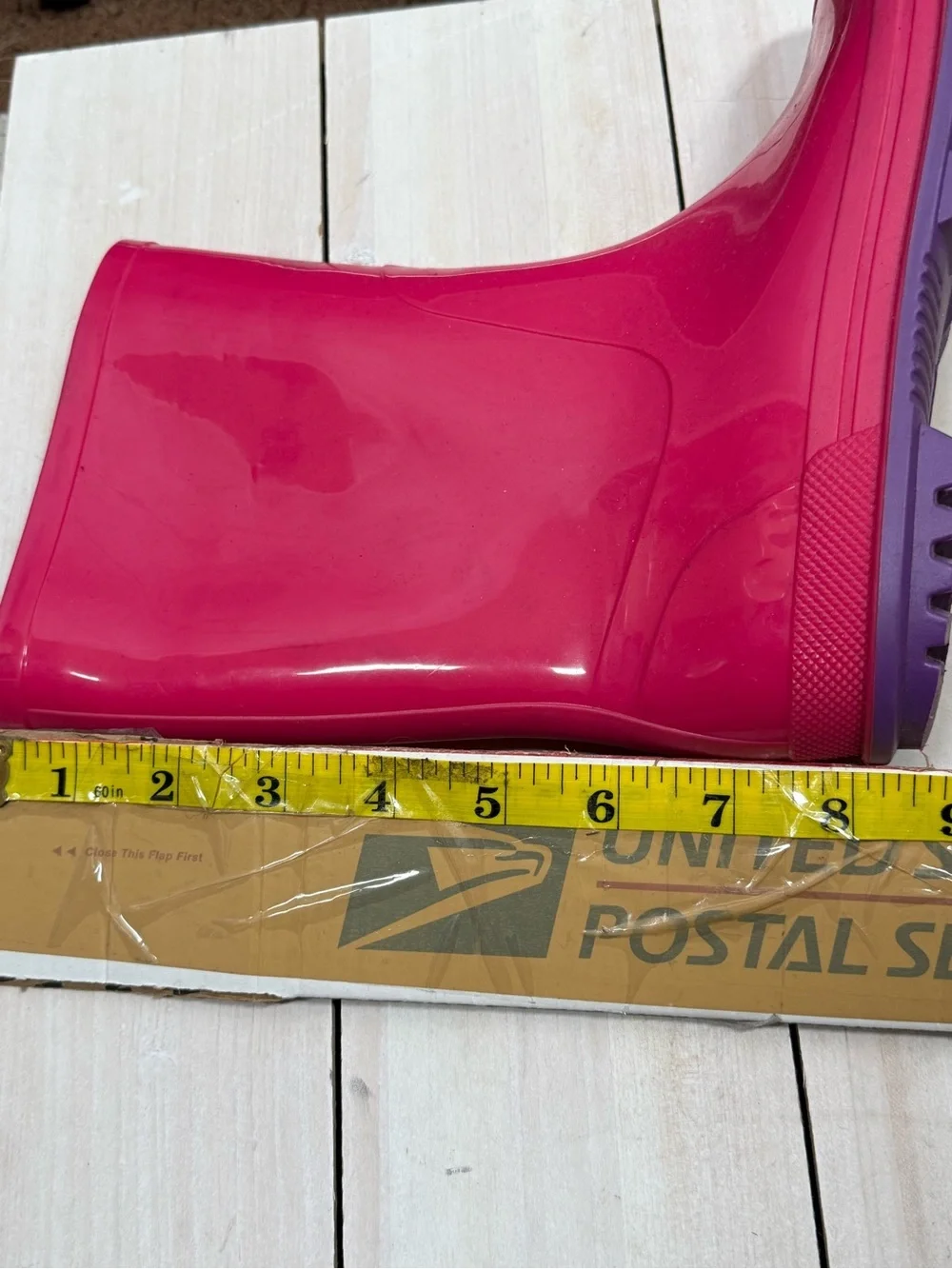 Kids Rubber Rain Boots Size 2-3Y Pink